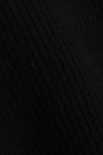 بلوفر مضلع برقبة عالية