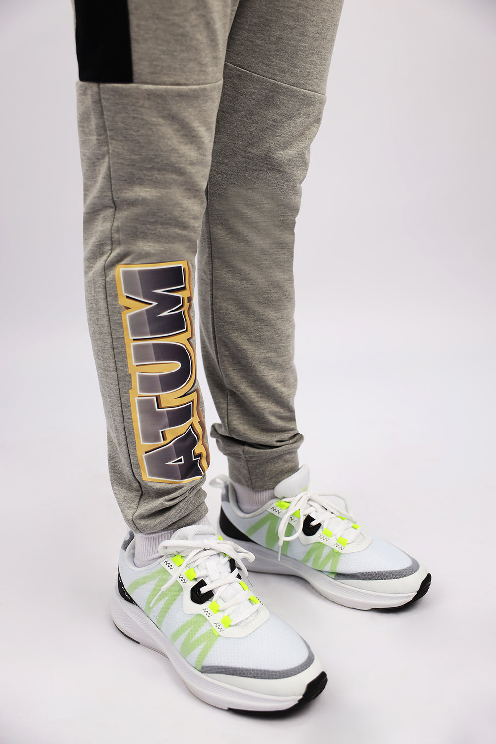 Atum Boy'S Wow Graphic Sweatpants