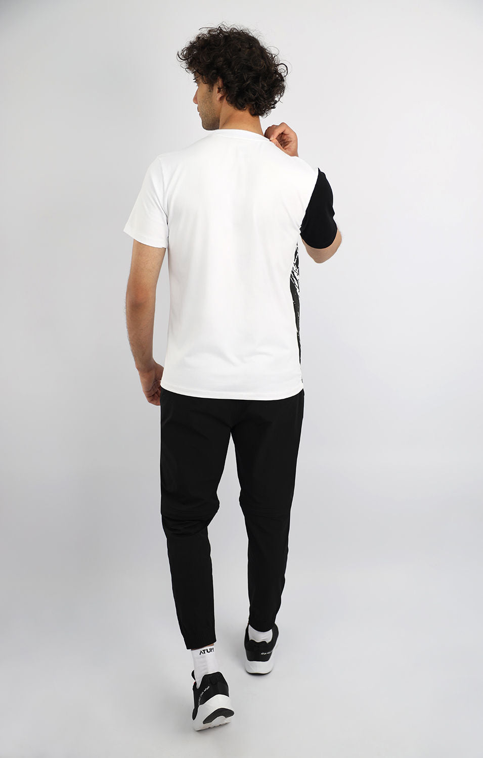 تي شيرت Atum Futuristic Crew Neck T-Shirt