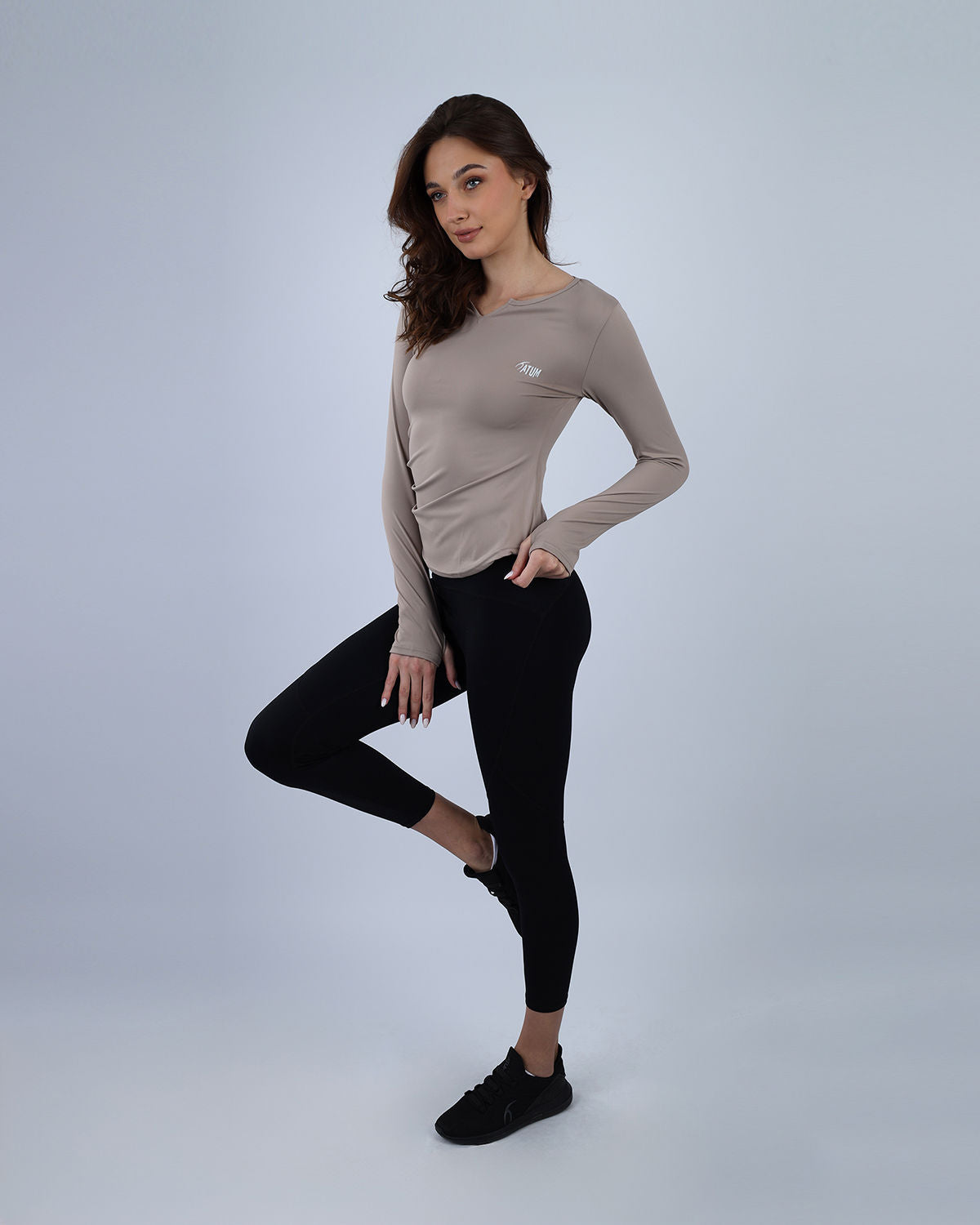 CafÃ© Blush Elegance Long-Sleeve Active Top