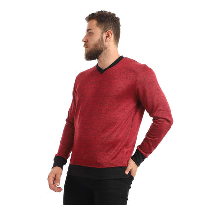 Knitted V-Neck Sweatshirt - سويت شيرت محبوك برقبة V