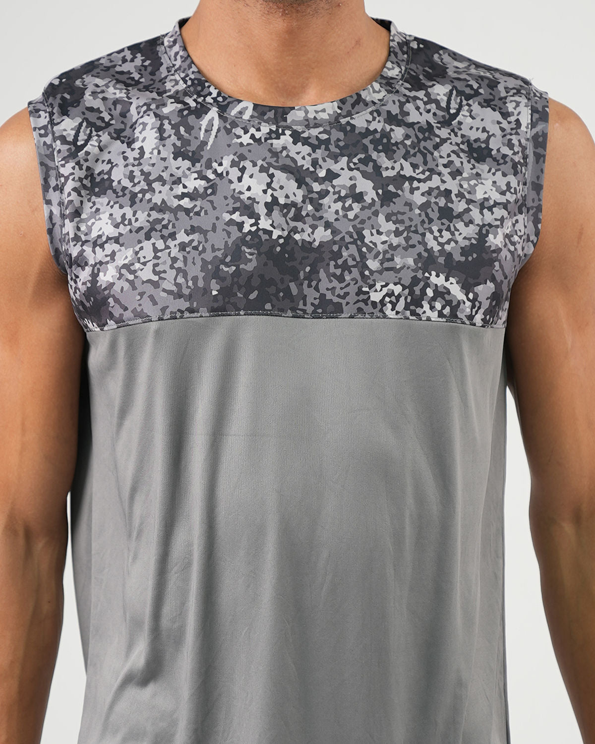 ATUM| Hi-Dri Cut-Off Men's Tank - Gray