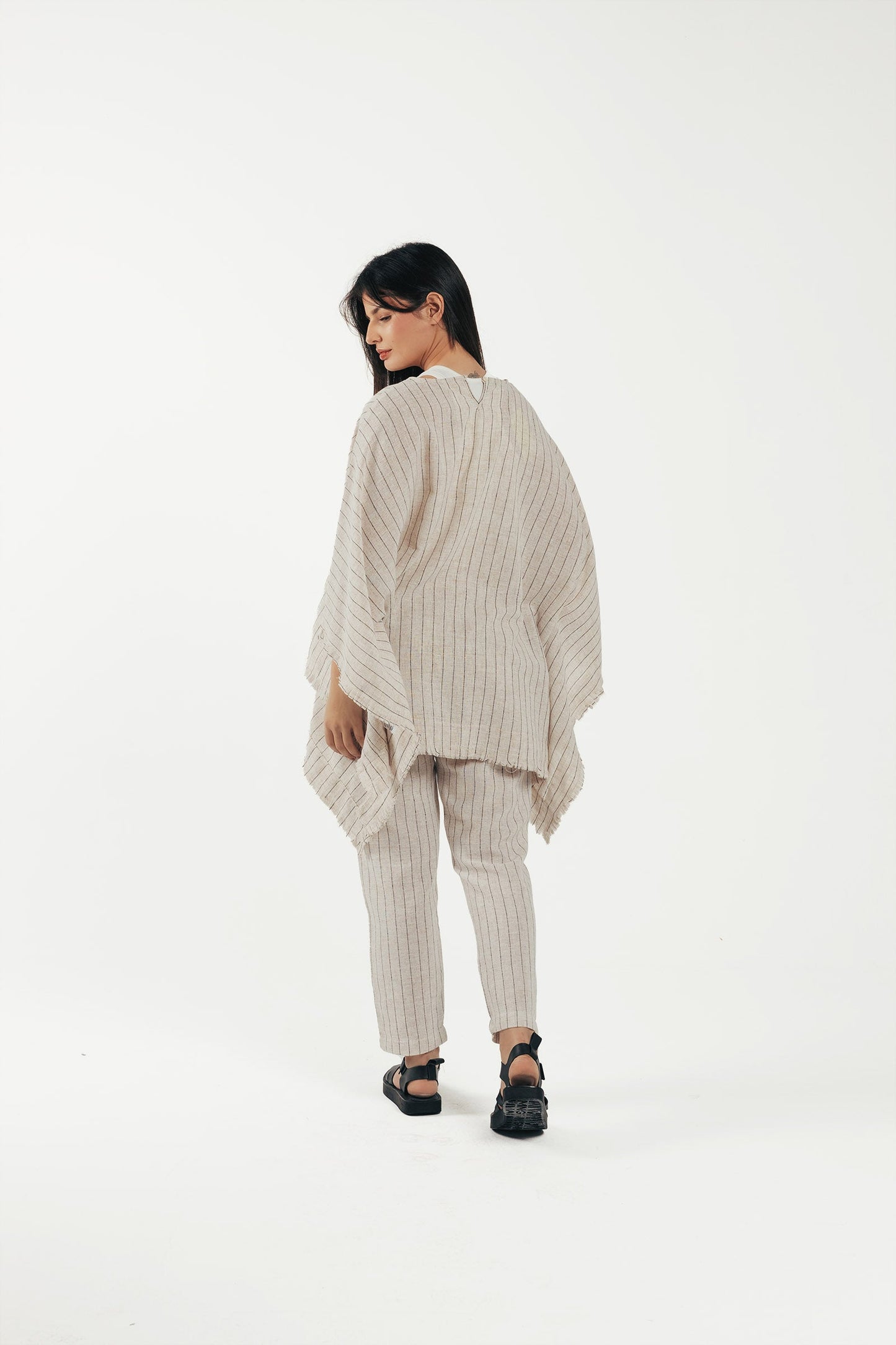 Linen Boxy Poncho