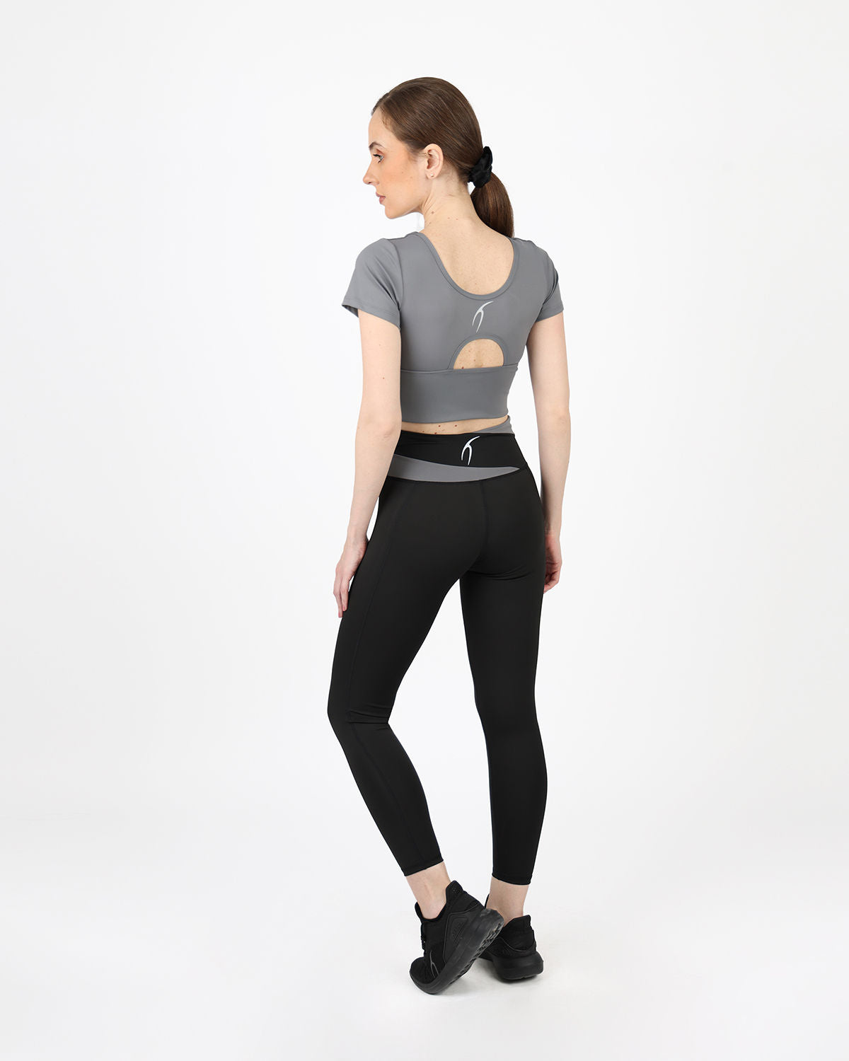 Asymmetric Crossover Top