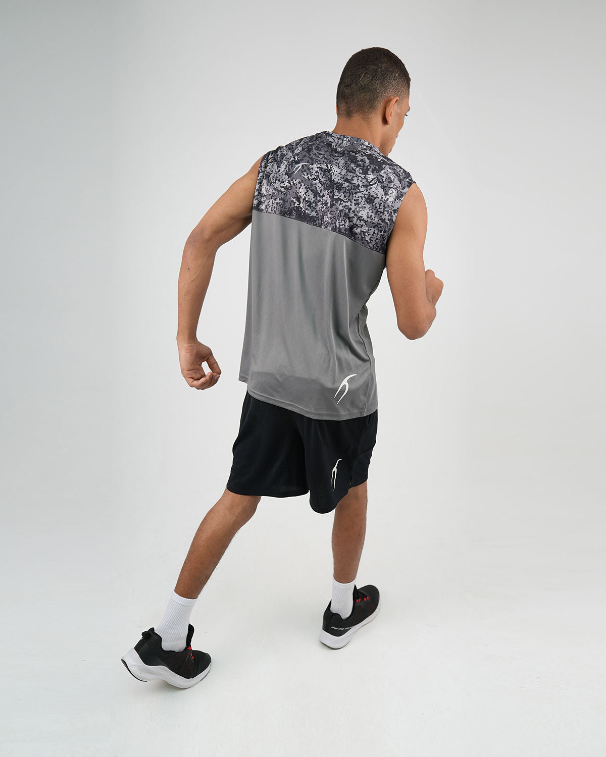 ATUM| Hi-Dri Cut-Off Men's Tank - Gray