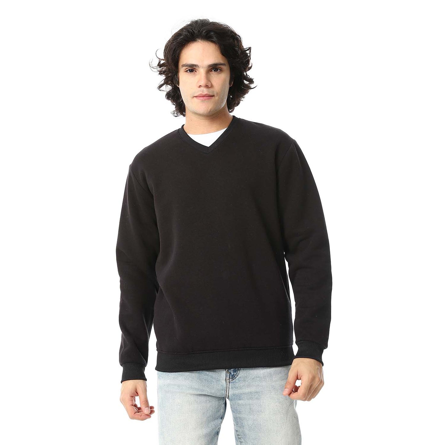 Casual V-Neck Sweatshirt - سويت شيرت كاجوال برقبة V