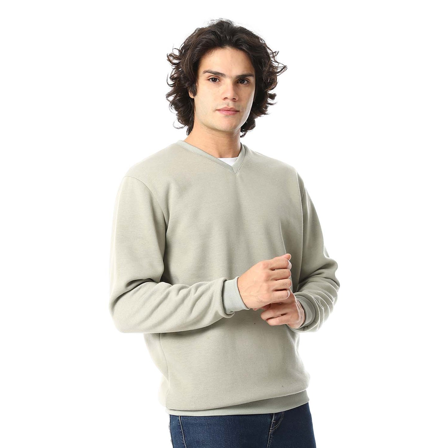 Casual V-Neck Sweatshirt - سويت شيرت كاجوال برقبة V