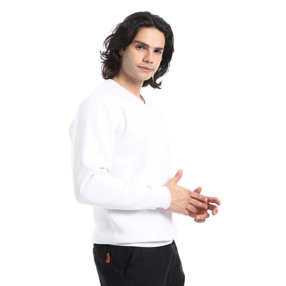 Casual V-Neck Sweatshirt - سويت شيرت كاجوال برقبة V