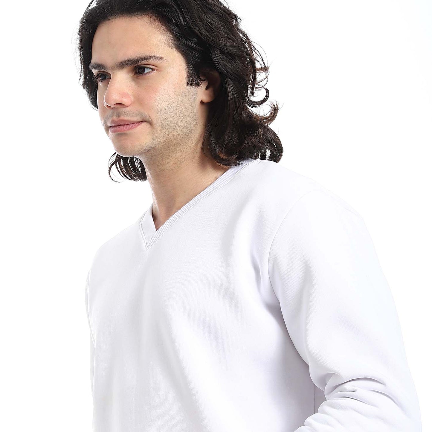 Casual V-Neck Sweatshirt - سويت شيرت كاجوال برقبة V