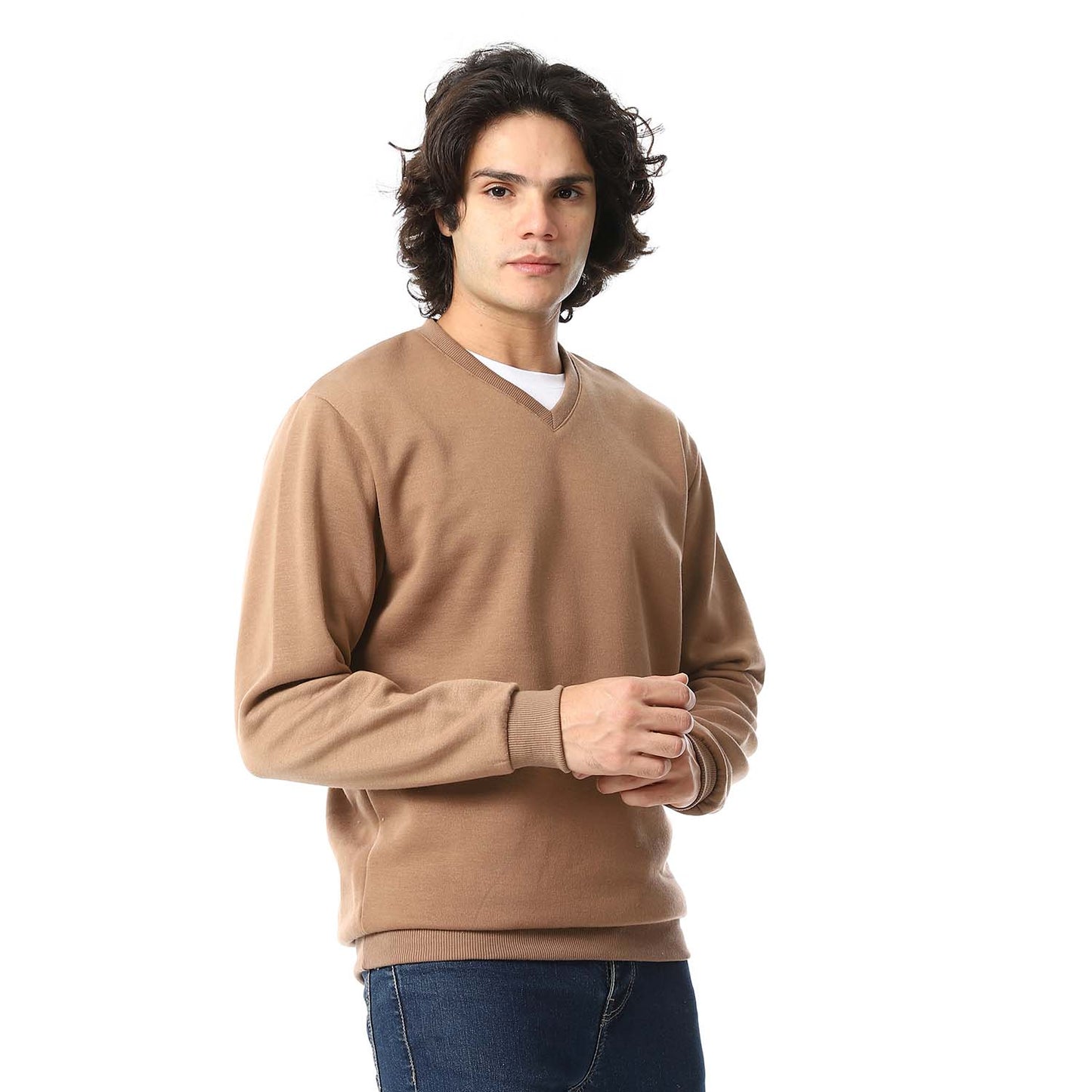 Casual V-Neck Sweatshirt - سويت شيرت كاجوال برقبة V