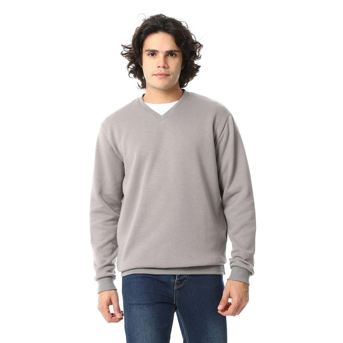 Casual V-Neck Sweatshirt - سويت شيرت كاجوال برقبة V