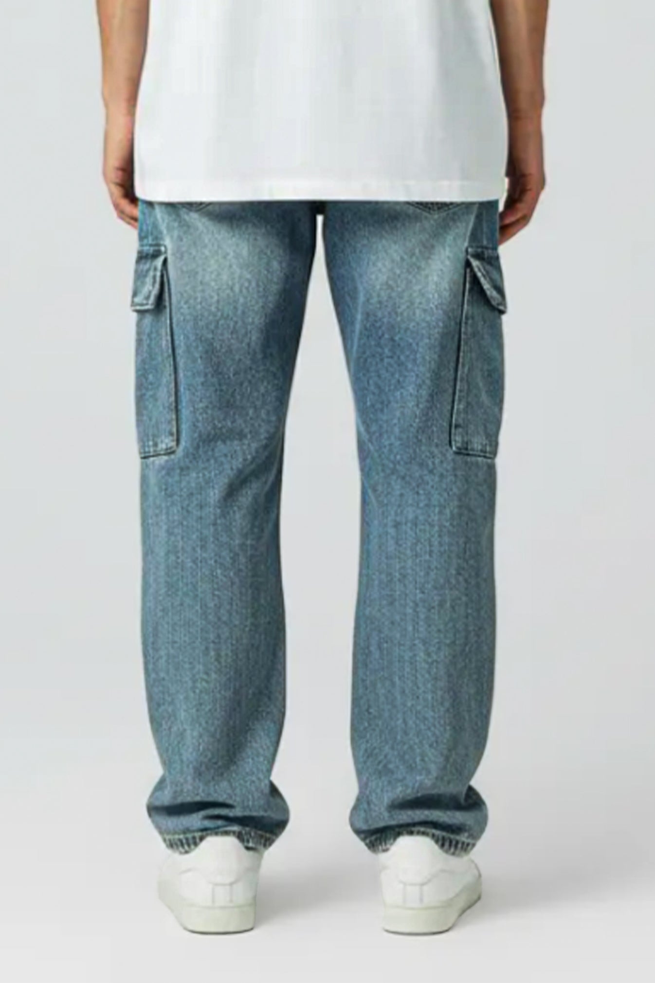 بنطلون كارجو واسع أخضر باهت