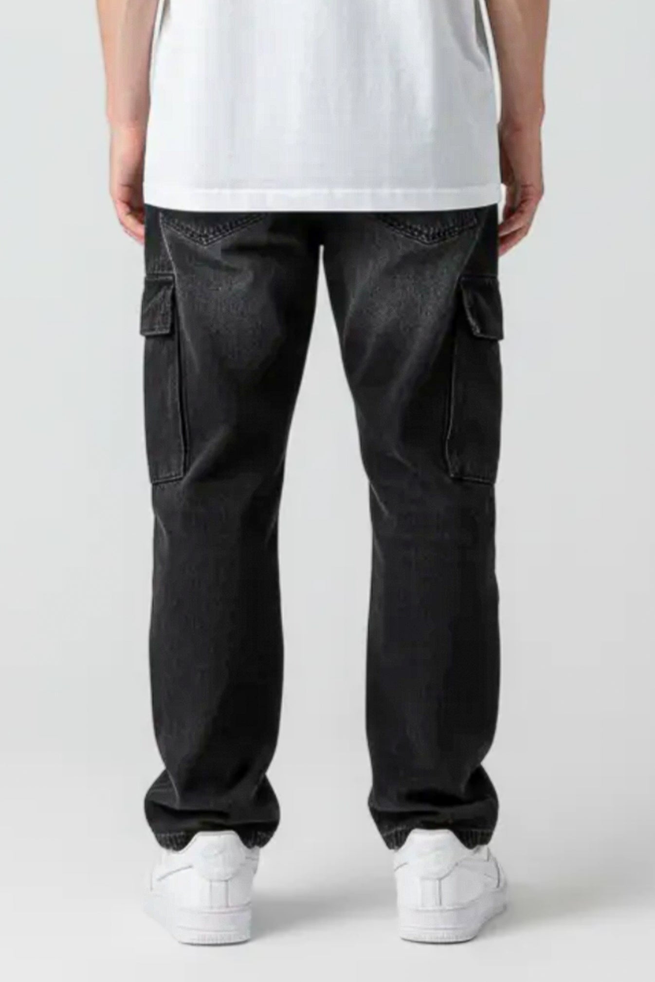 بنطلون كارجو أسود واسع