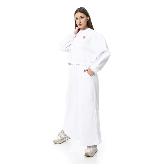 White Sweatshirt with Wide Leg Sweatpants Pajama