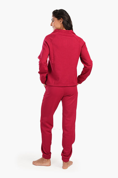 طقم بيجامة مع أزرار للإغلاق