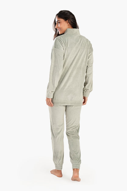 طقم بيجامة بأكمام مرنة