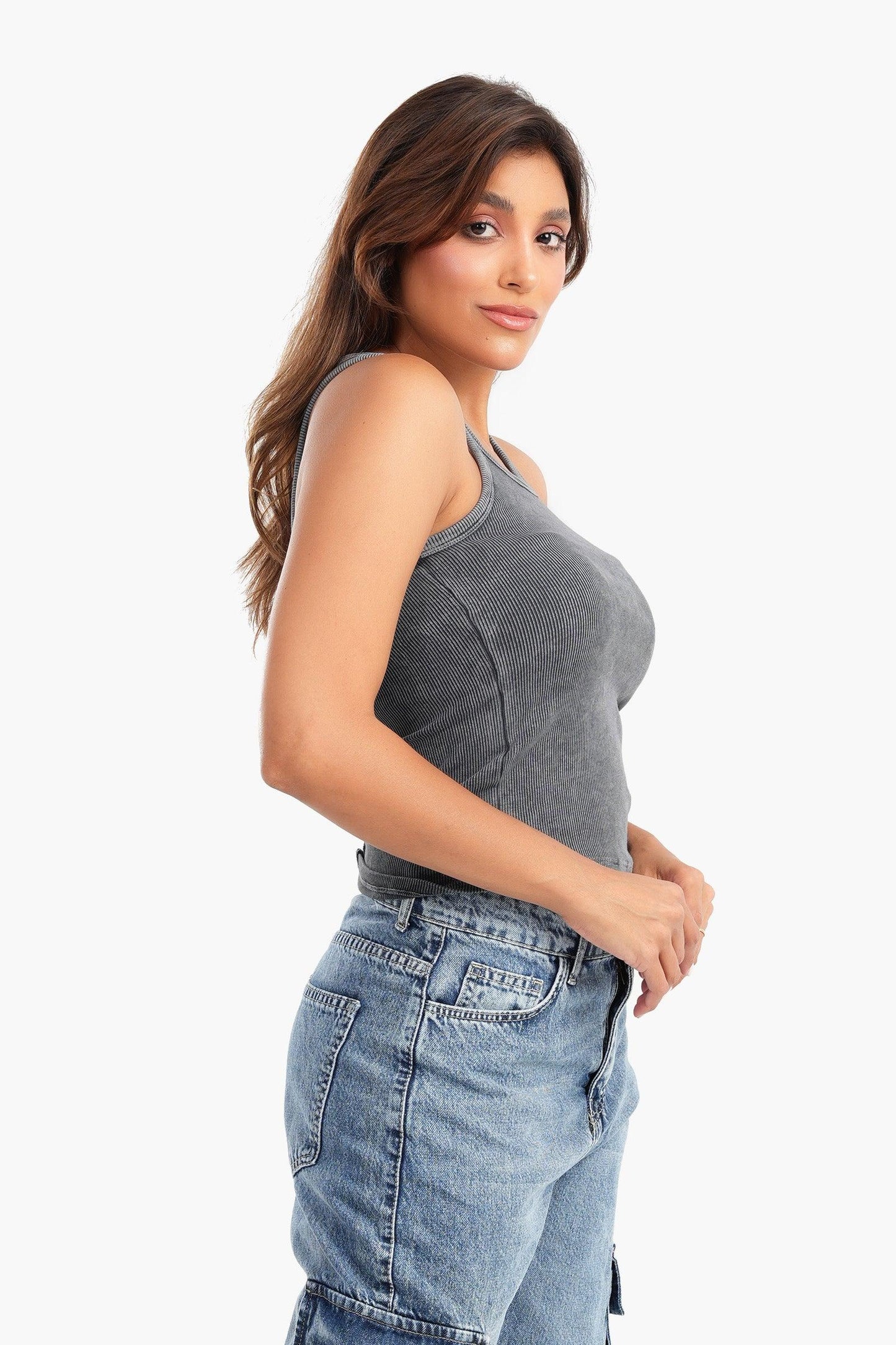 بلوزة قطنية ضيقة