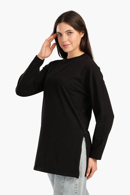 تي شيرت سادة بكتف منسدل