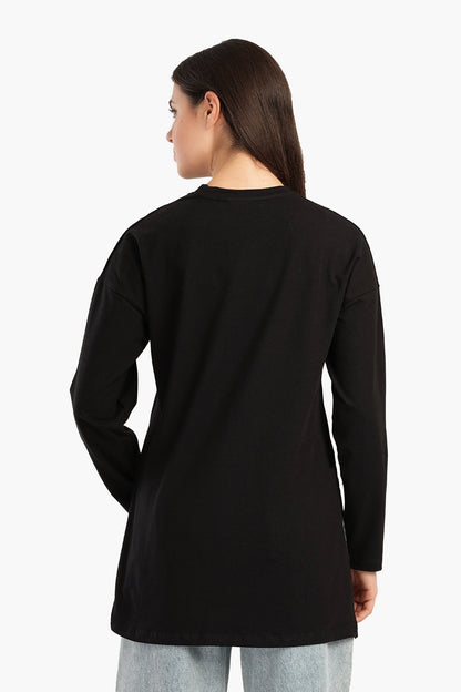 تي شيرت سادة بكتف منسدل