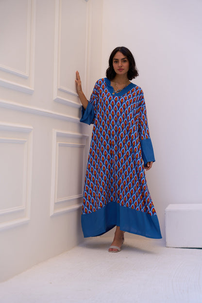 فستان كبير الحجم مطبوع بالكامل