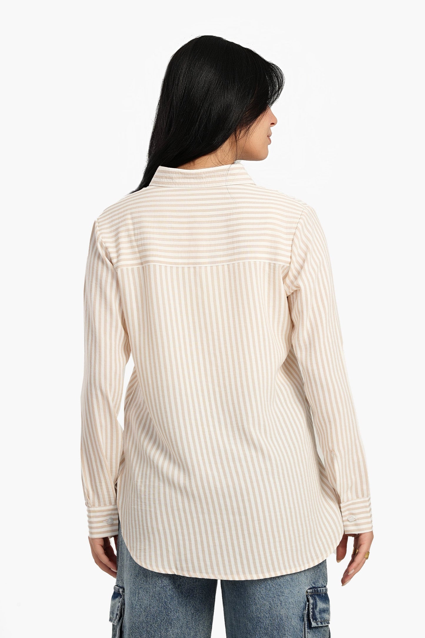 قميص مخطط عالي ومنخفض