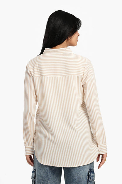 قميص مخطط عالي ومنخفض