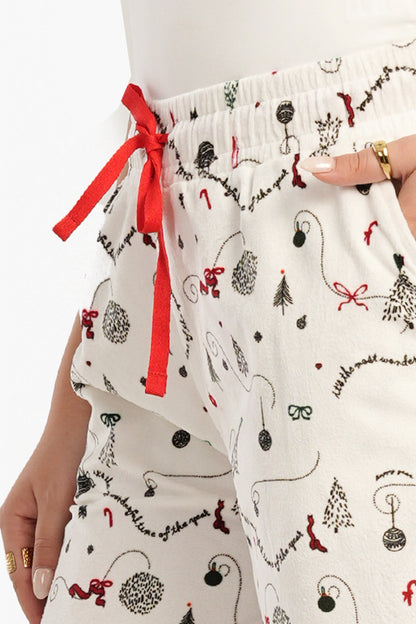 بنطال بيجاما بطابع عيد الميلاد