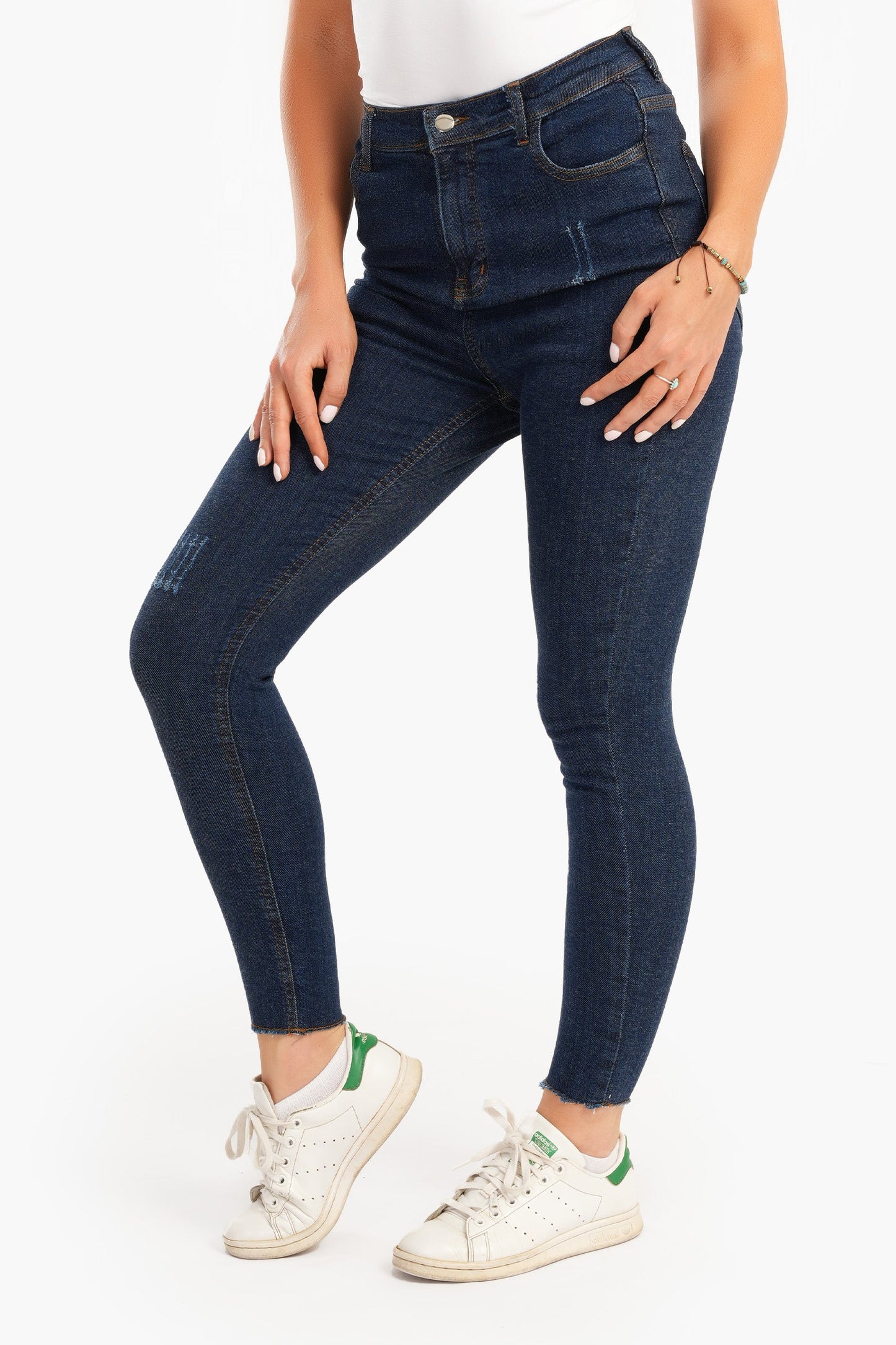 Unfinished Hem Skinny Jeans