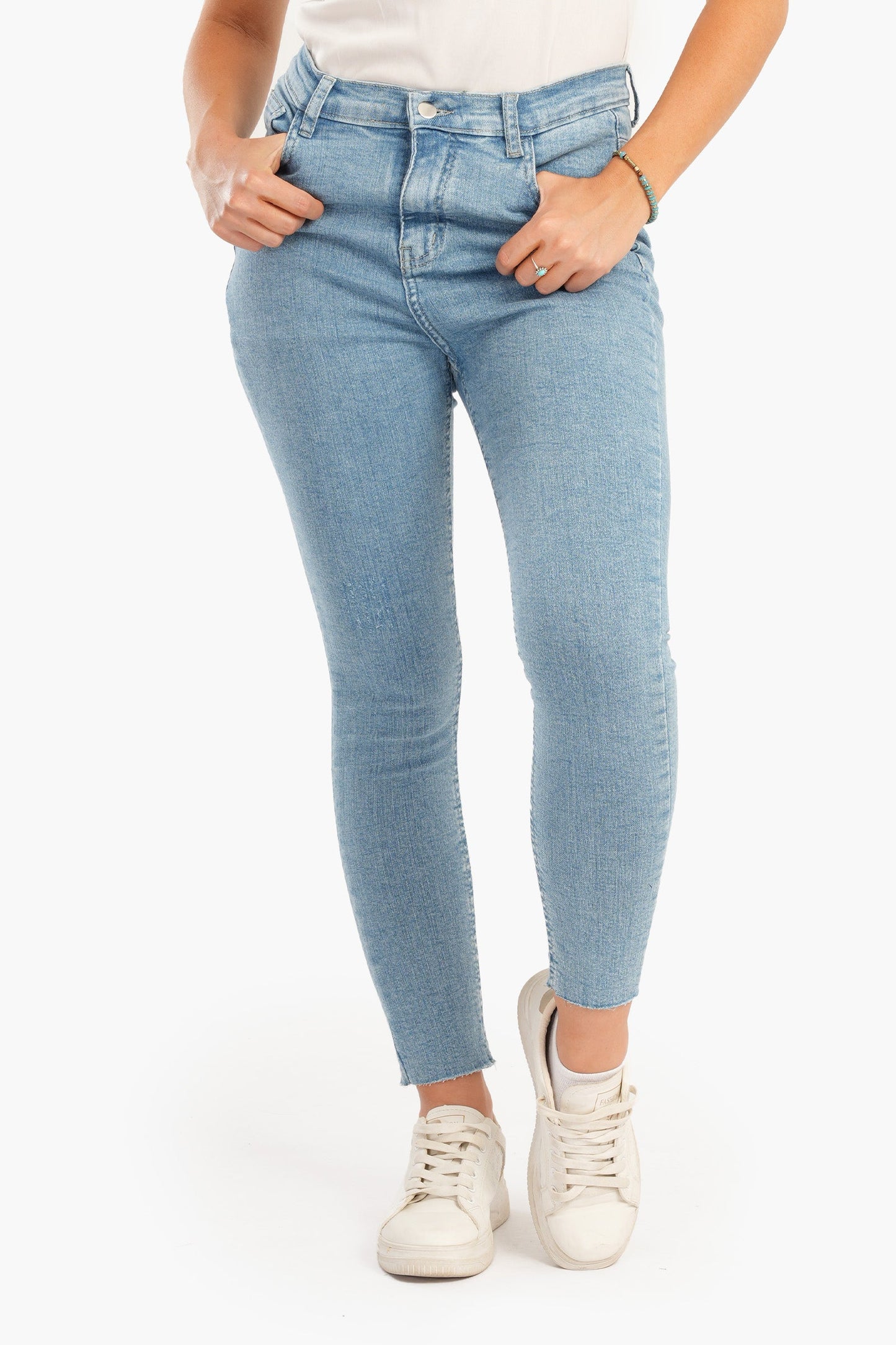 Unfinished Hem Skinny Jeans