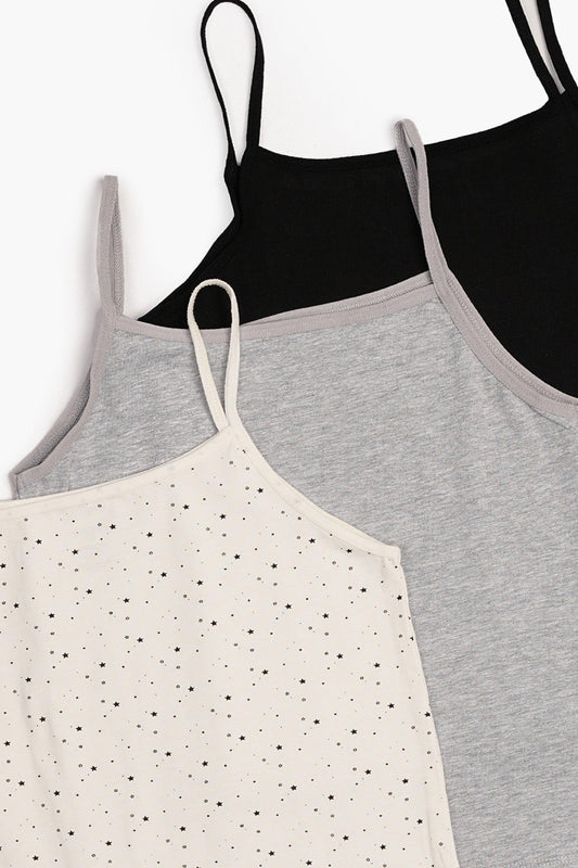 مجموعة من 3 قمصان داخلية للبنات