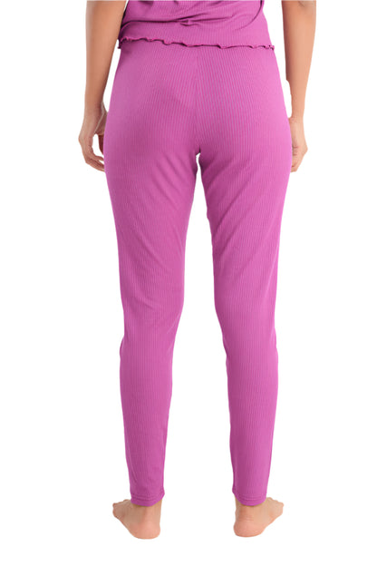 بنطال بيجاما مضلع باللون الأرجواني