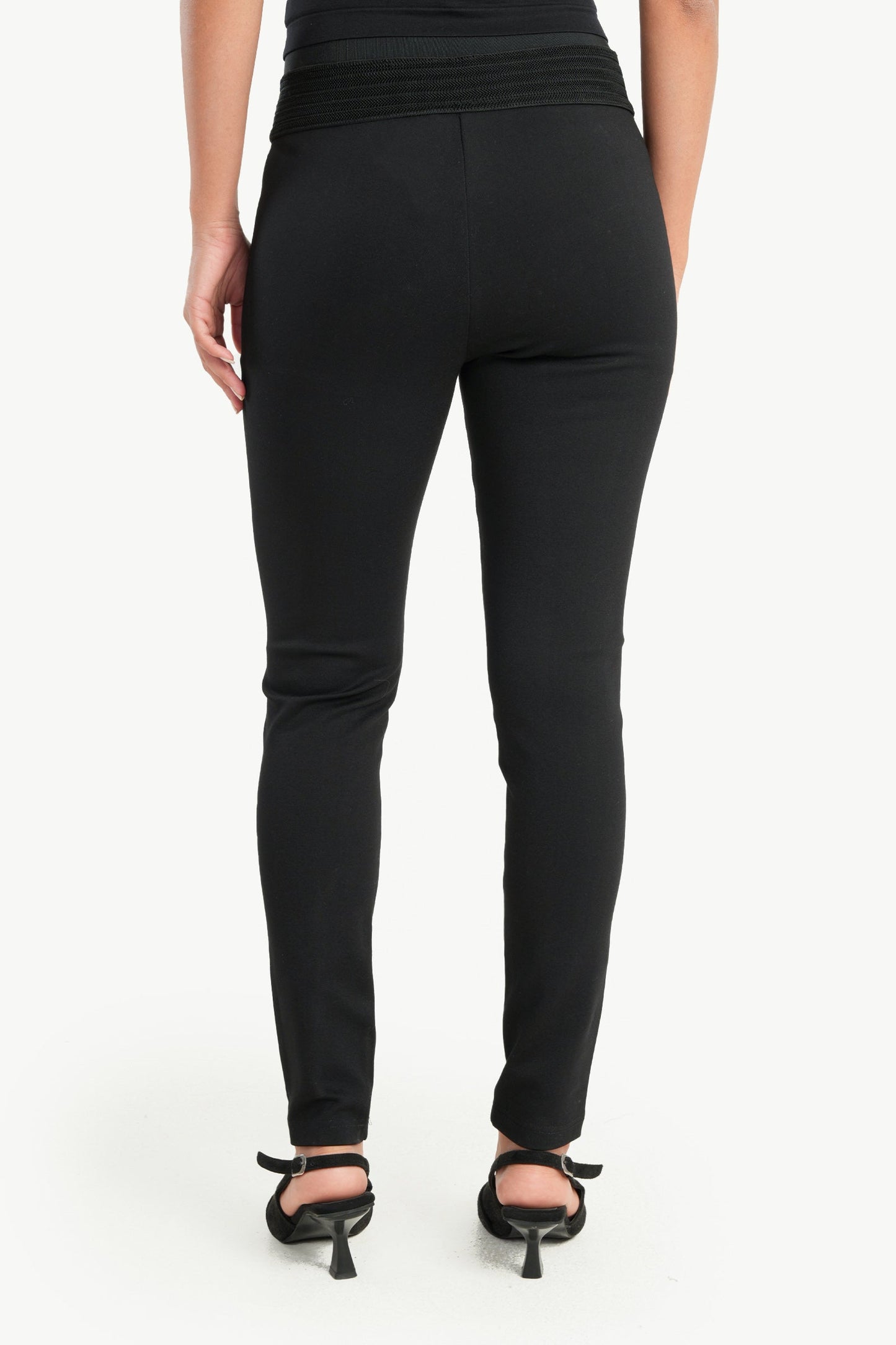 Carina Black Piping Leggings