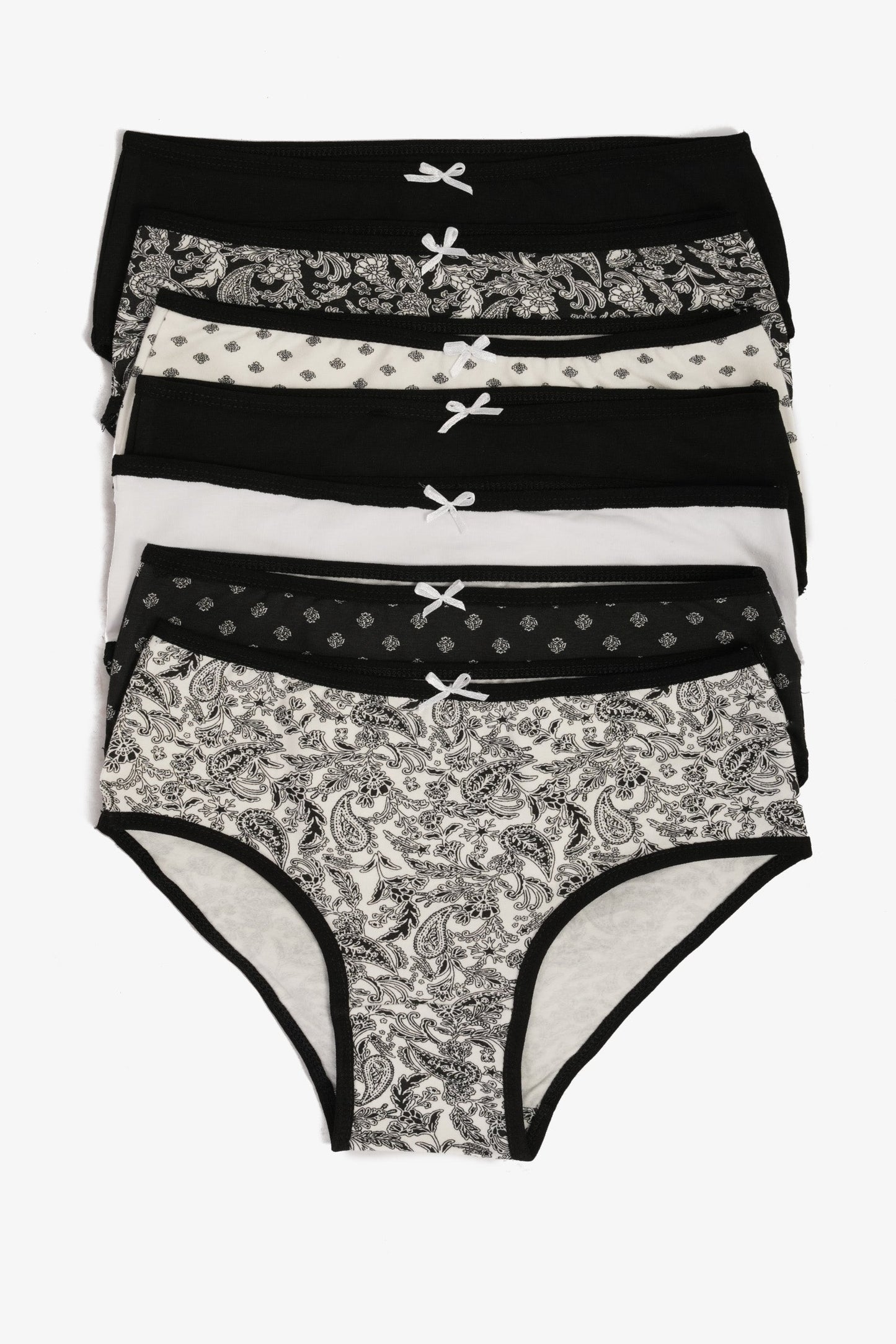 مجموعة من 7 سراويل داخلية ملونة