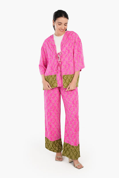 بنطلون مطبوع نابض بالحياة