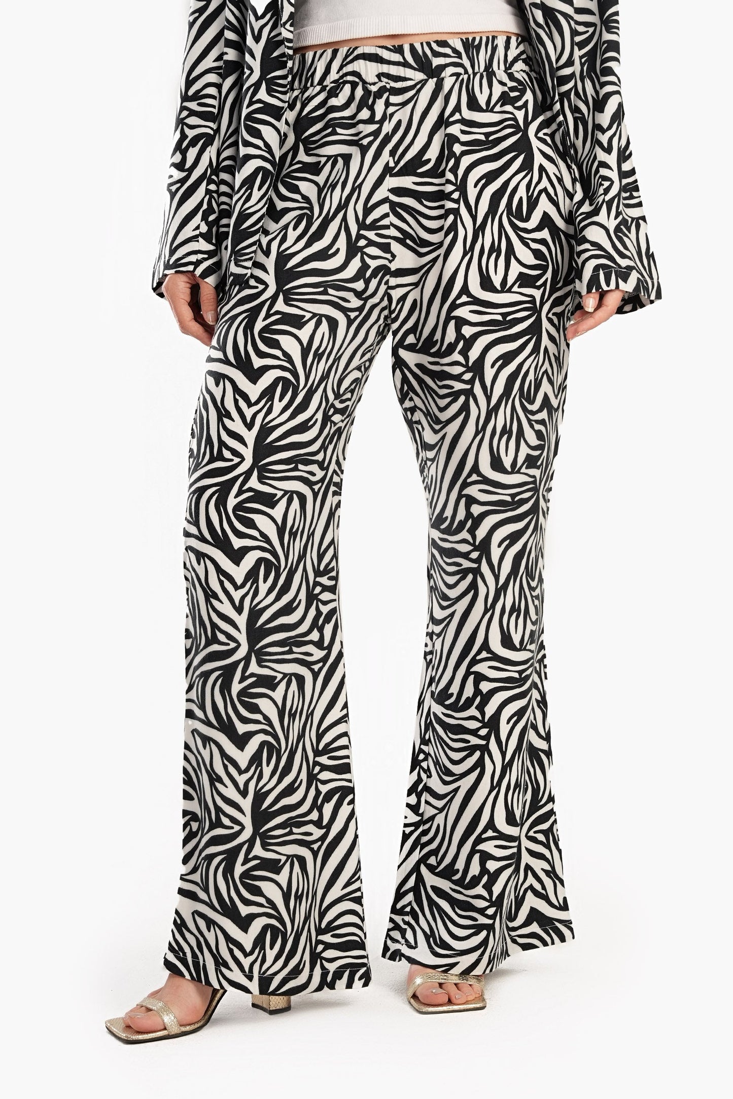 Elastic Waist Printed Flare Pants