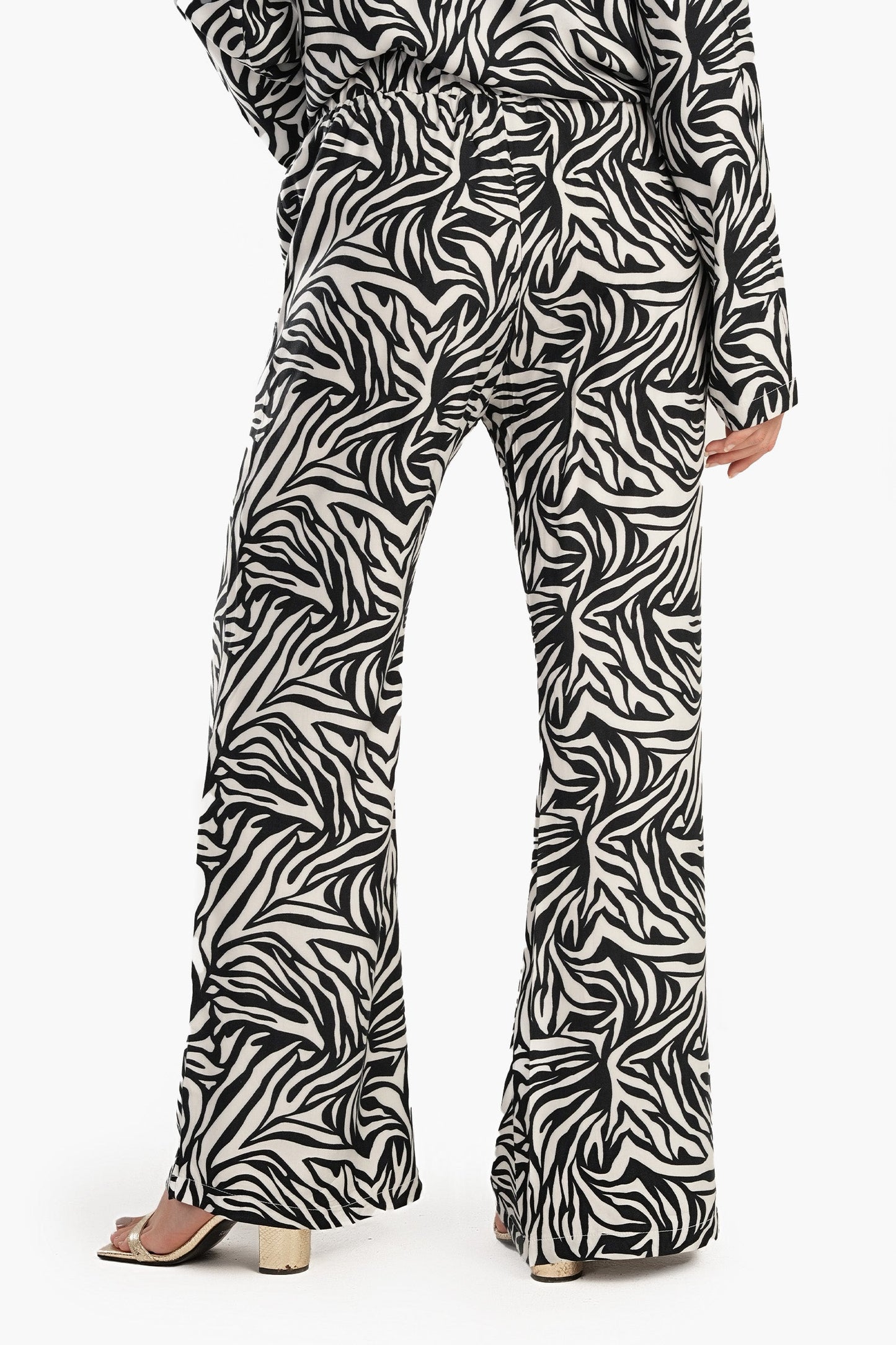 Elastic Waist Printed Flare Pants