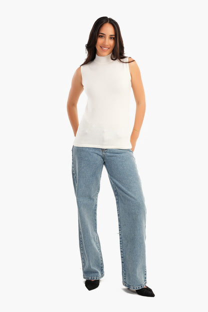 بلوفر بدون أكمام ورقبة عالية