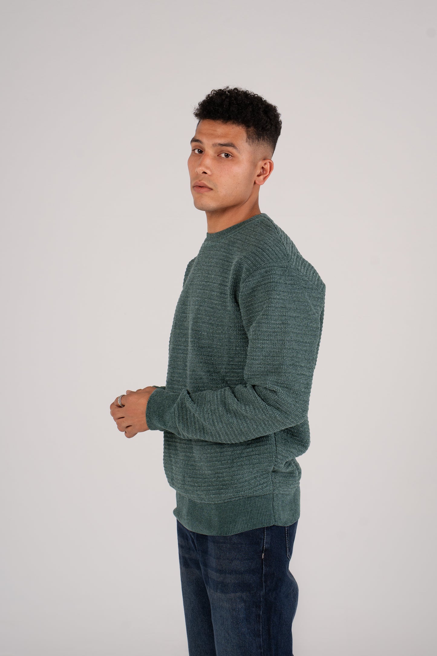 Crew Neck Pullover - بلوفر تريكوه برقبه دائرية