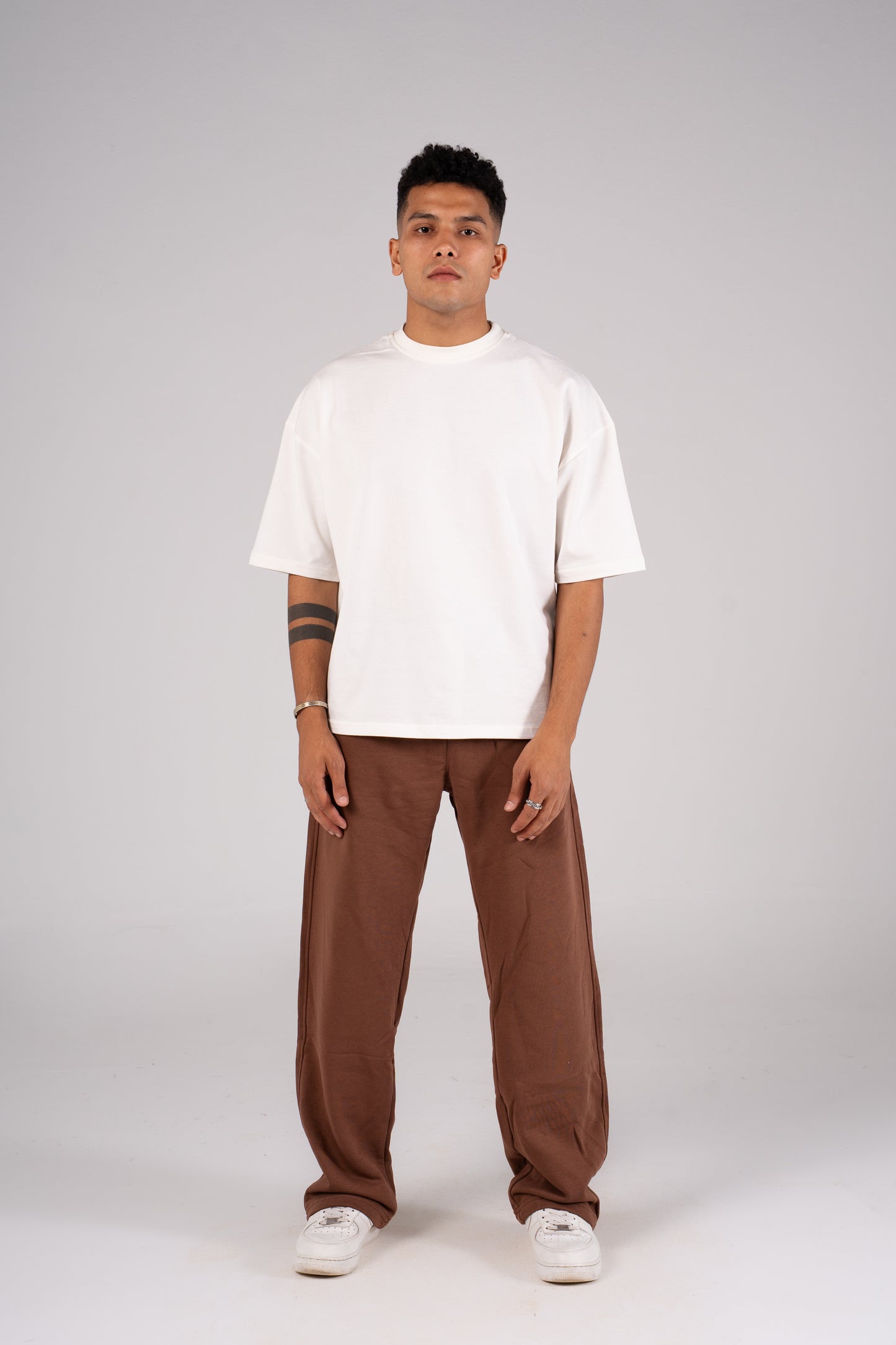 Straight Leg Sweatpants -   سويت بانت برجل مستقيمة ( طول السنة )