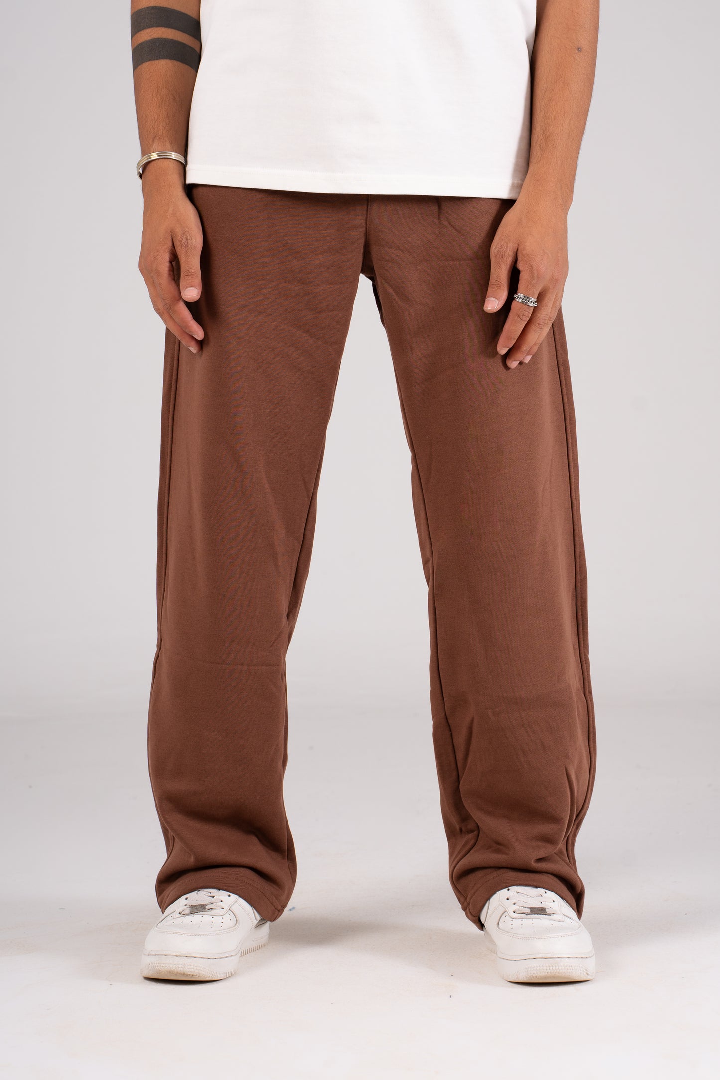 Straight Leg Sweatpants -   سويت بانت برجل مستقيمة ( طول السنة )