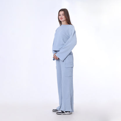 بلوزة محبوكة كاجوال باللون الأزرق الفاتح