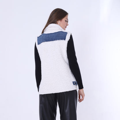 سترة من الفرو الدنيم مع سحاب