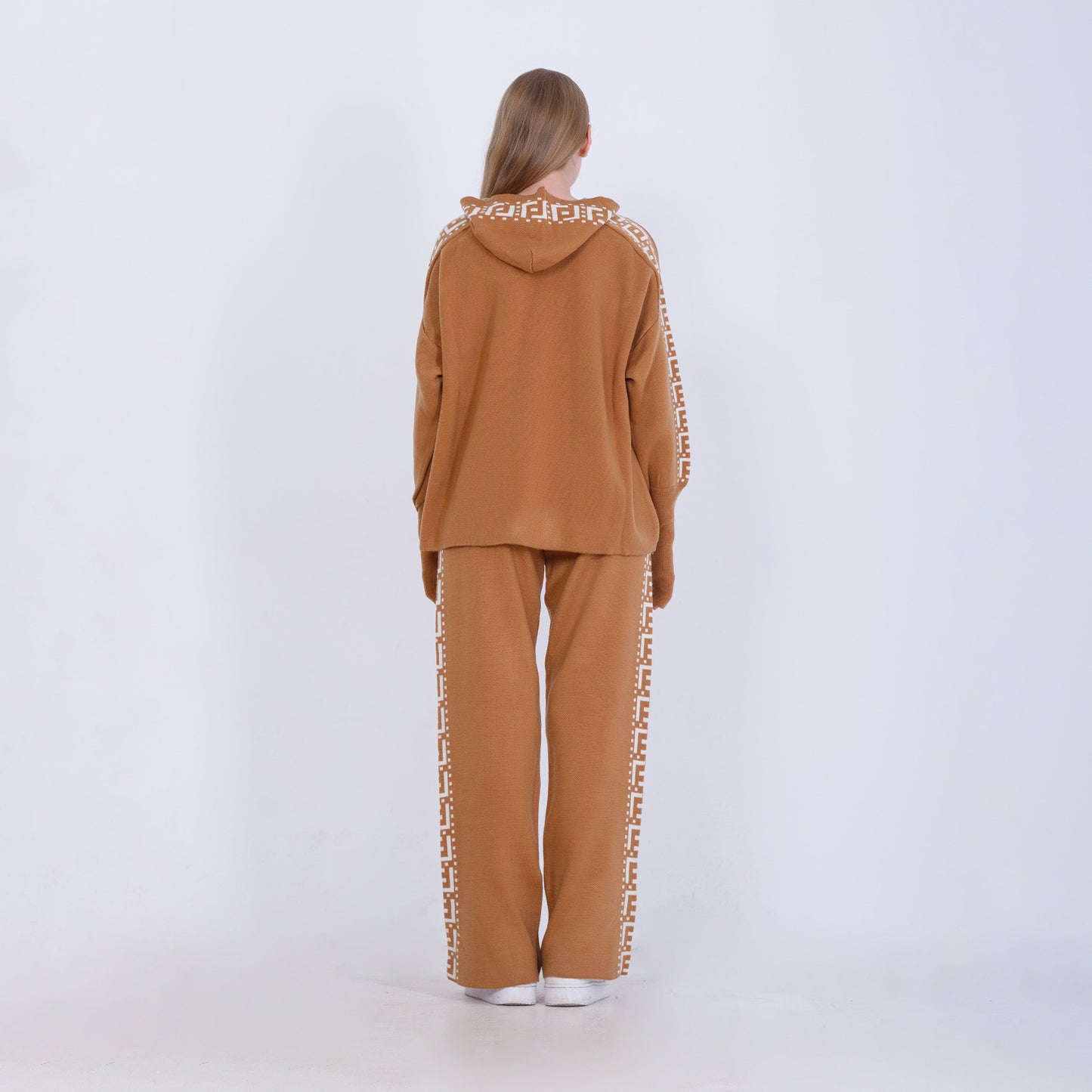 Camel Jacquard Set of Thumb Hole Hoodie & Pants