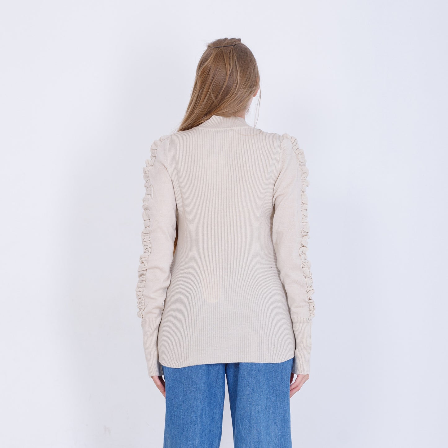 Beige Knitted Pullover With Ruffle Sleeves