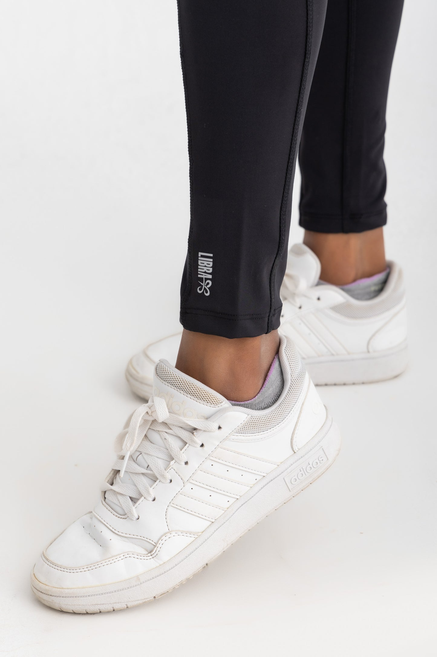 بنطال ليجنز إندورا