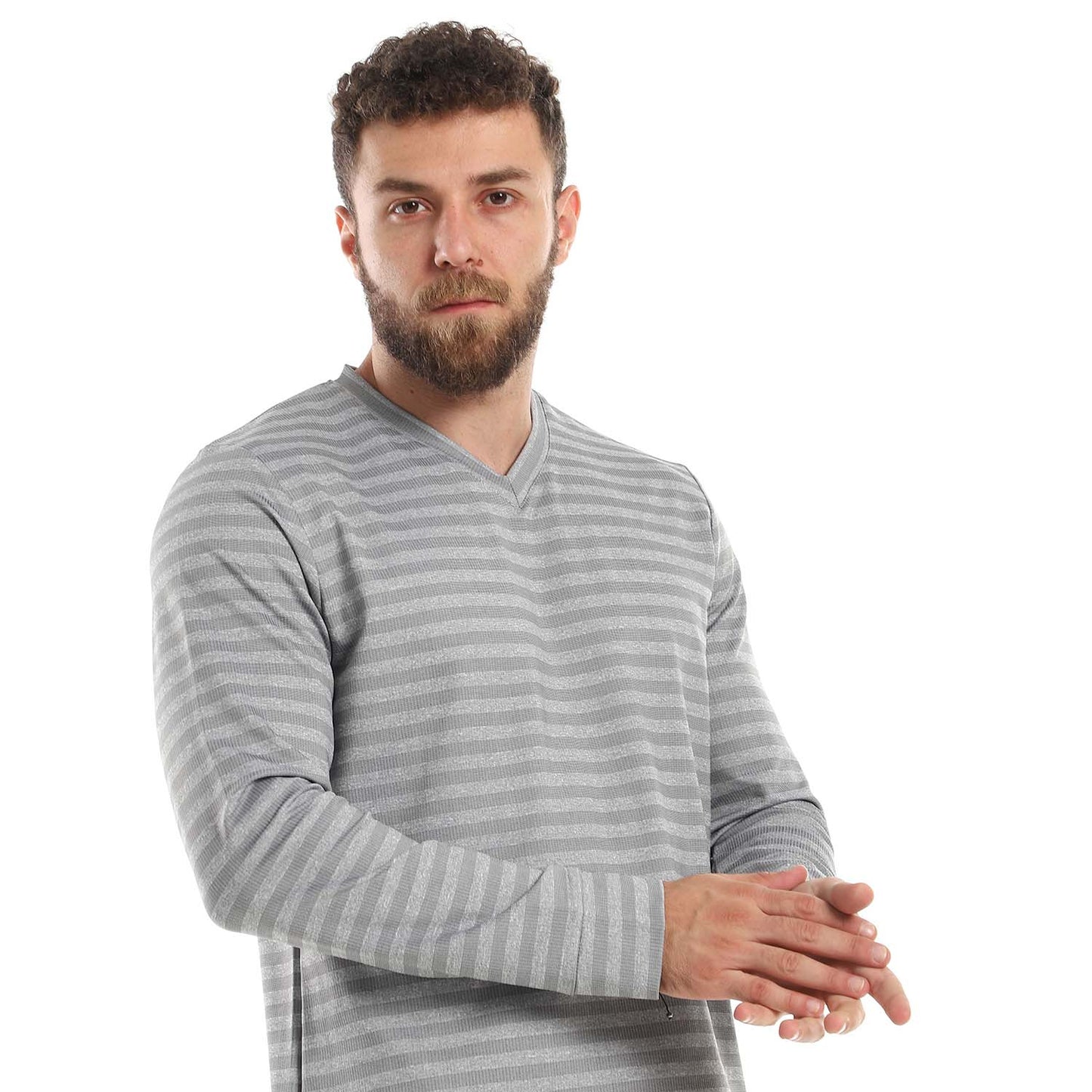 Lightweight V-Neck Sweatshirt - سويت شيرت خفيف برقبة V