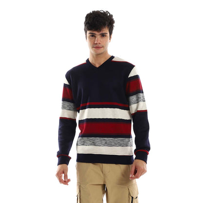 Striped V-Neck Fleeced Pullover - بلوفر صوف مخطط برقبة V