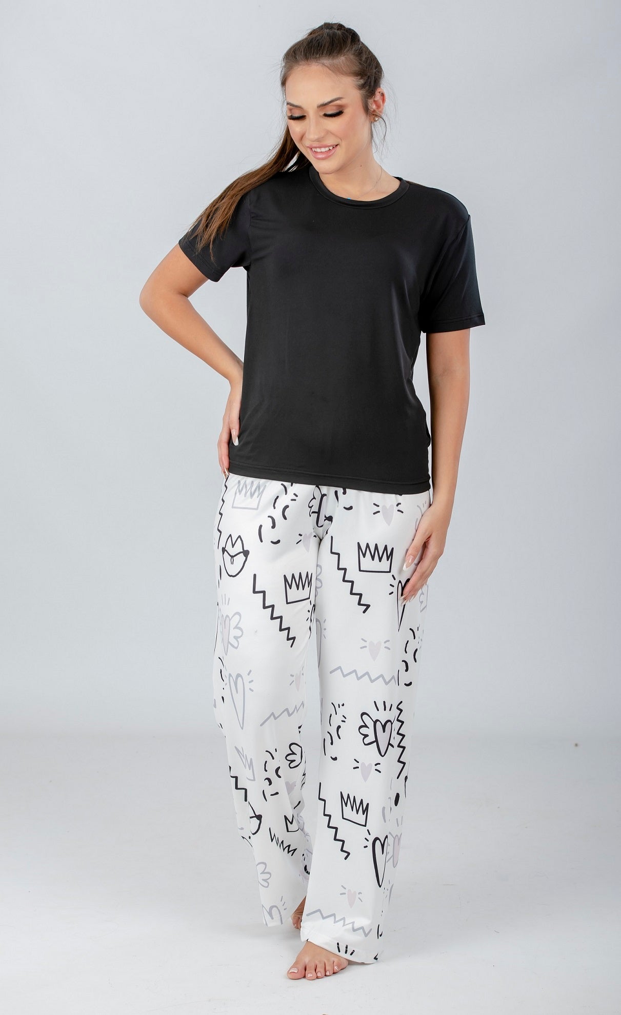 Black Solid Top & Printed Pants Pajama Set