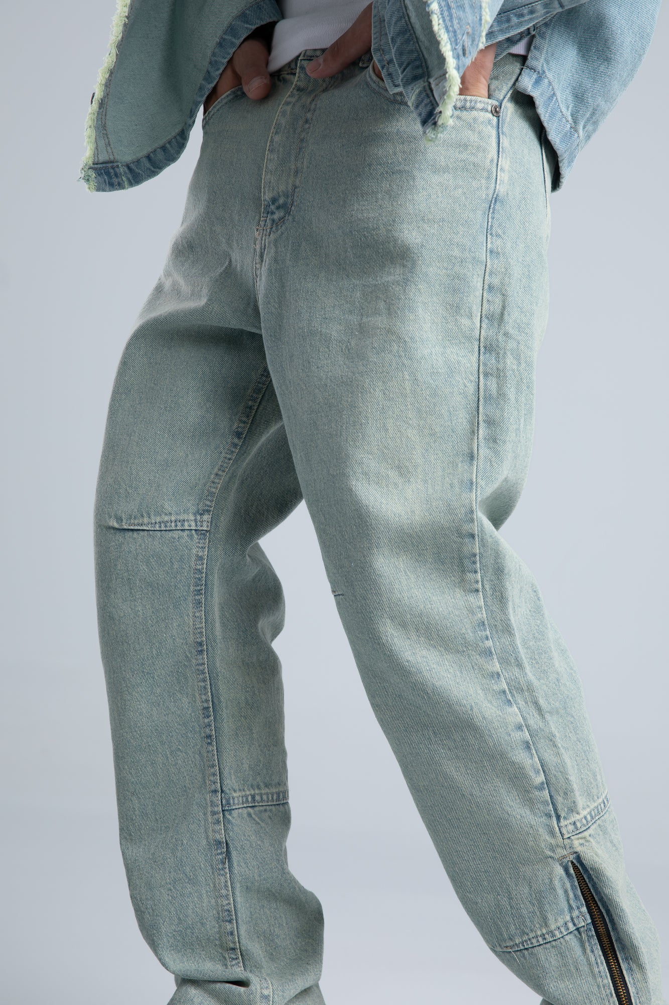 Light Blue Ankle Zipper Jeans