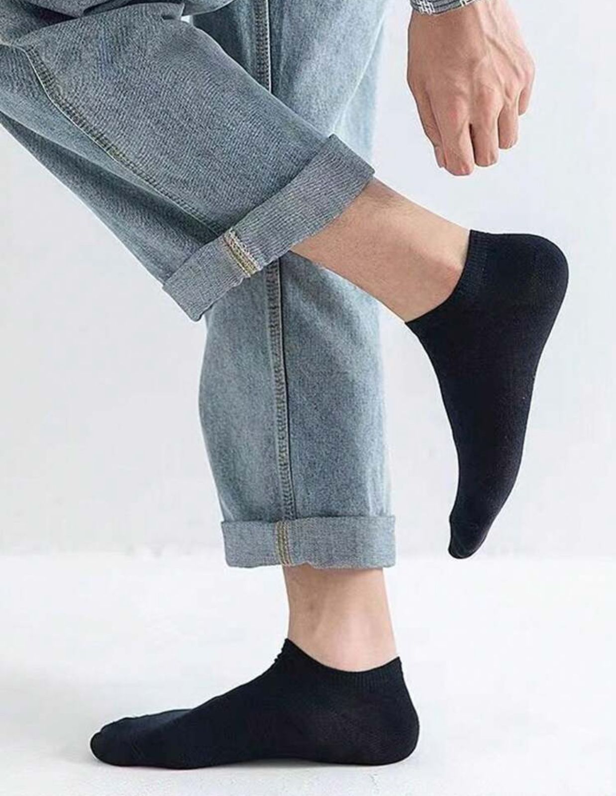 A Set of 3 Plain Ankle Socks